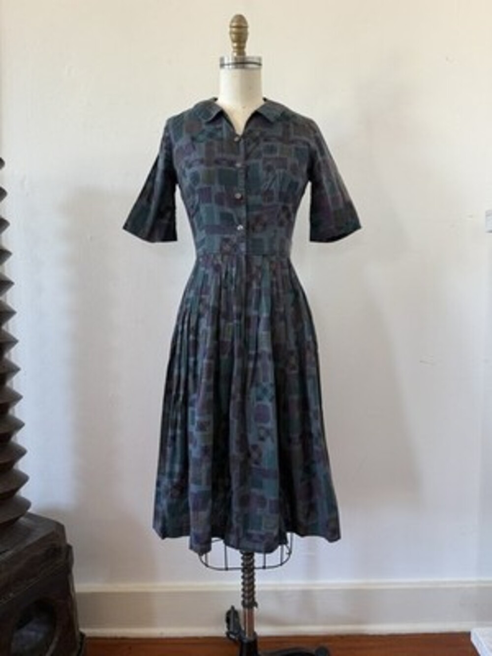 VTG 1940s 50s Cotton Atomic Novelty Print Day Dress Full Skirt Pleated Shirt XS